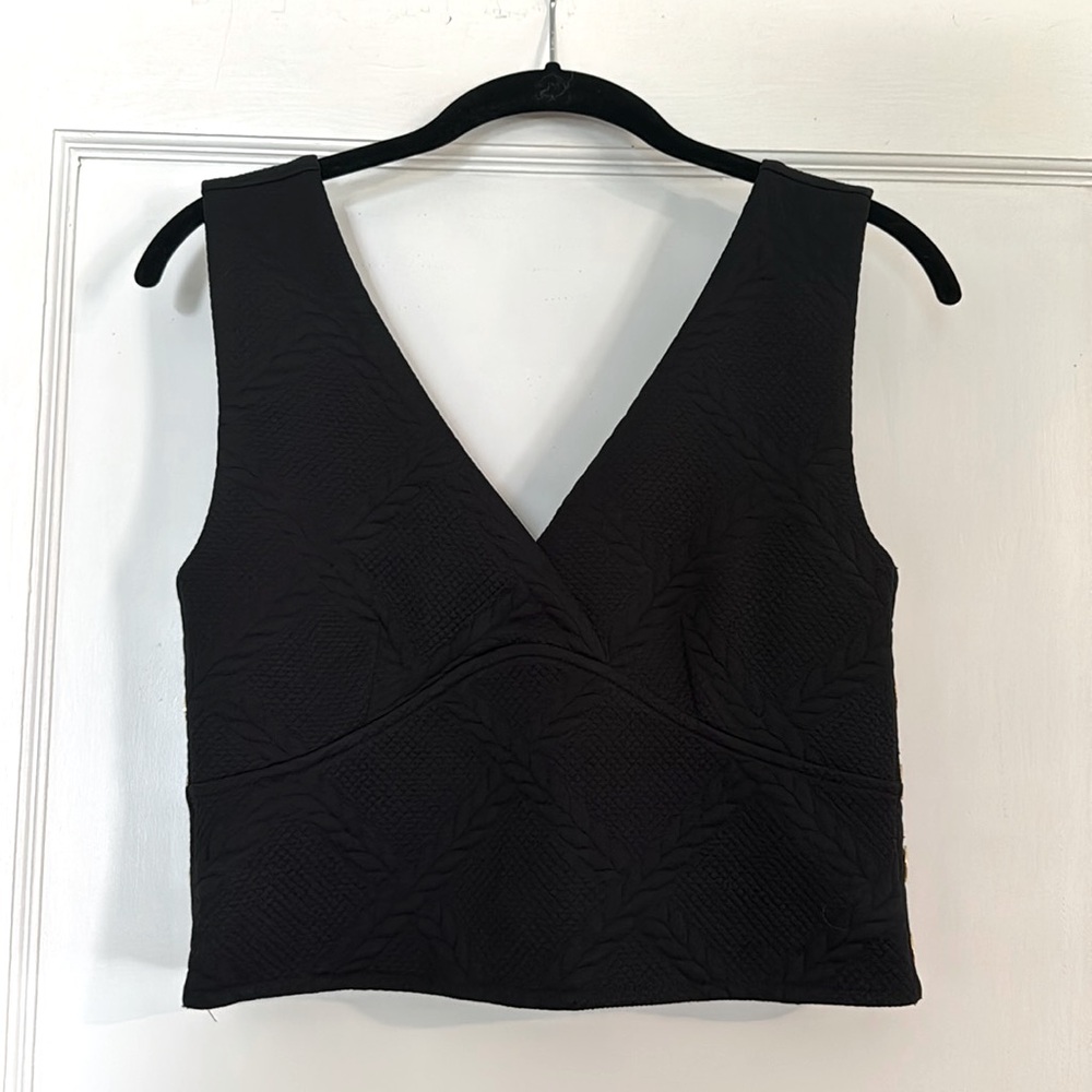 Anthropologie Maeve M side button textured quilted v neck cropped top